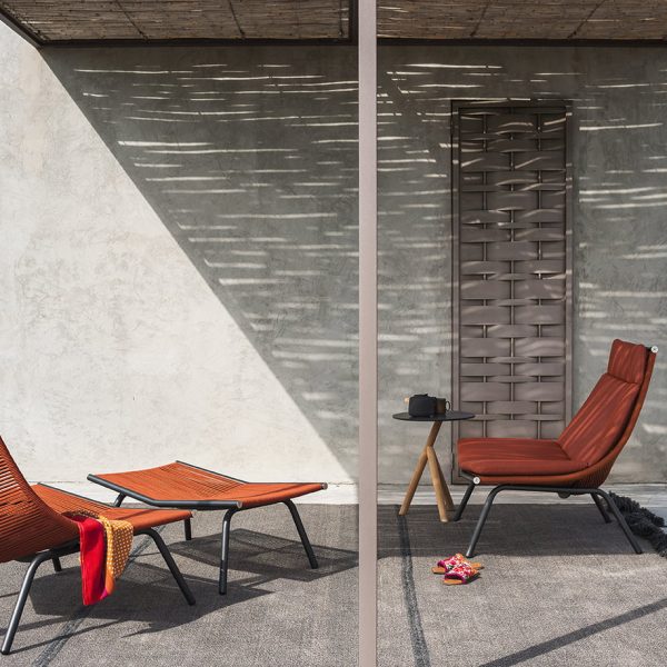 C_IMG_RODA_LAZE_002_004_lounge_chair_stool_03_low